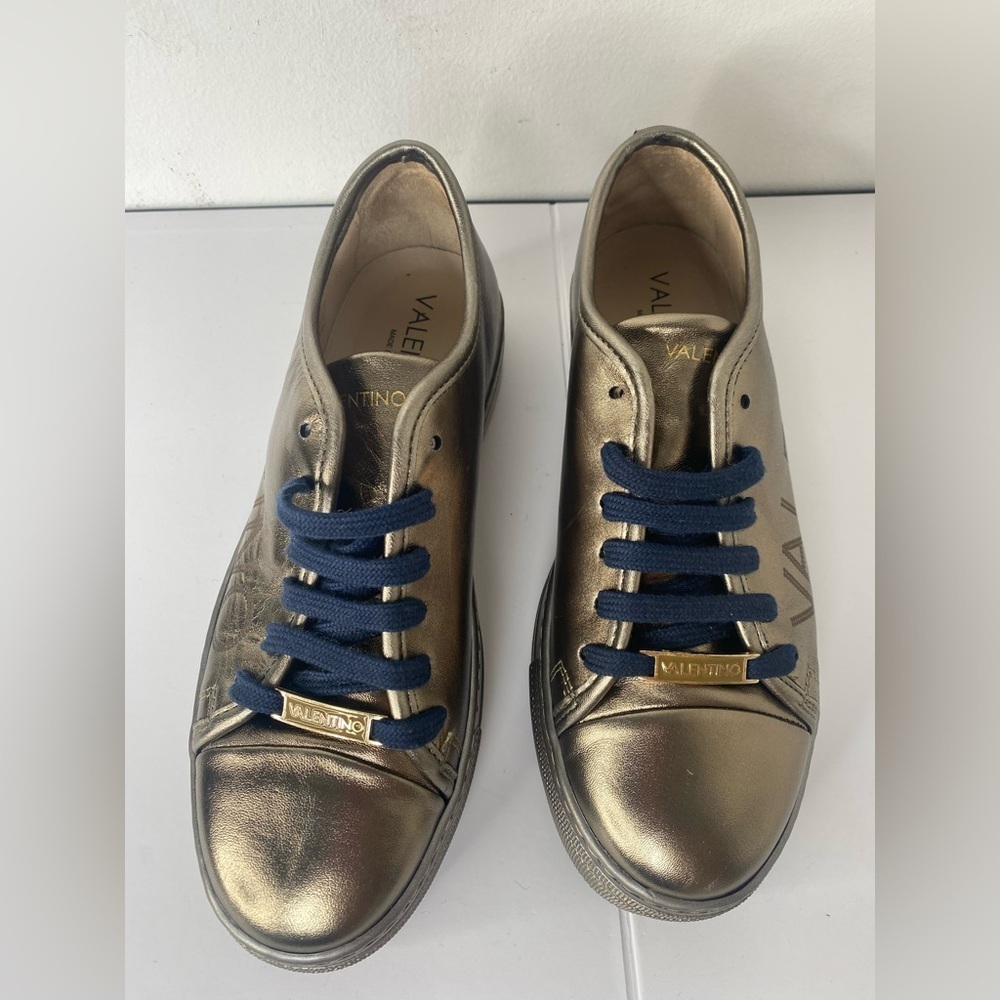 Valentino Womens Bronze Sneakers with Blue Laces - Picture 4 of 8